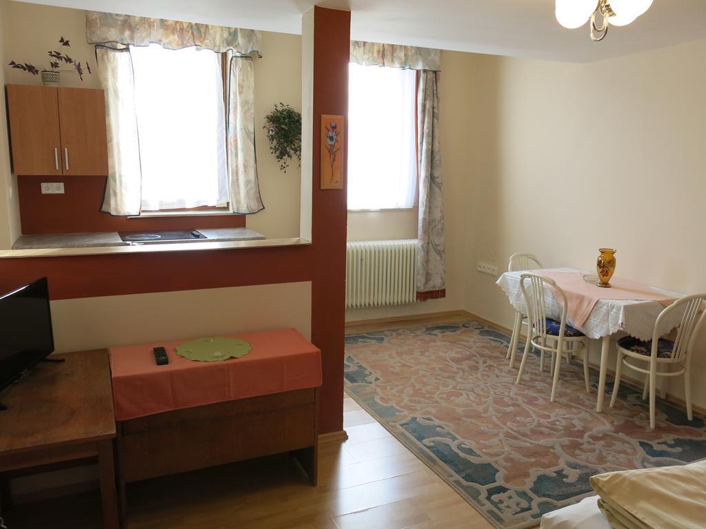 Apartmany Sedmikraska Tehovec Buitenkant foto